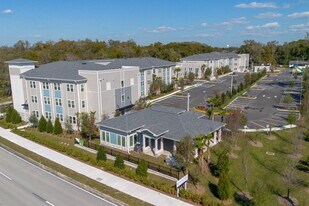 Banyan East Town in Altamonte Springs, FL - Building Photo