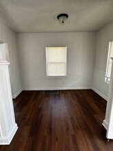 4904 Brooklyn Ave in Kansas City, MO - Building Photo - Building Photo