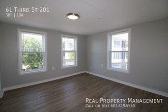 61 Third St in Dover, NH - Building Photo - Building Photo