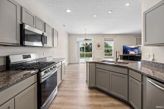 2911 Poinciana Dr in West Lafayette, IN - Building Photo - Building Photo