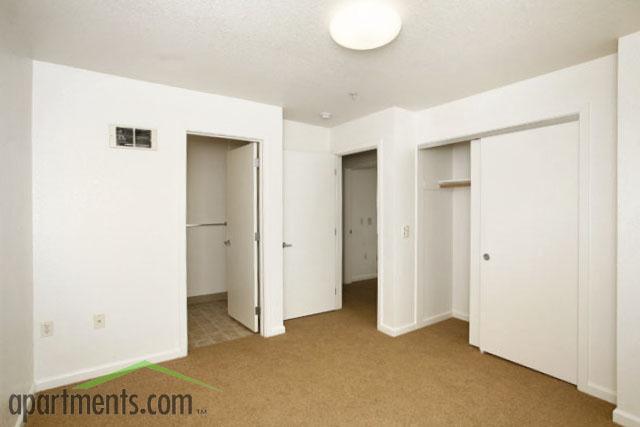 Lion Creek Crossings in Oakland, CA - Building Photo - Interior Photo