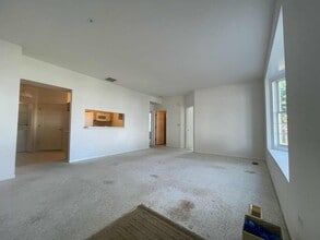 51 Arboretum Dr in Lombard, IL - Building Photo - Building Photo