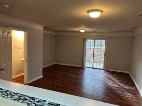 769 Crestwell Cir SW in Atlanta, GA - Building Photo - Building Photo