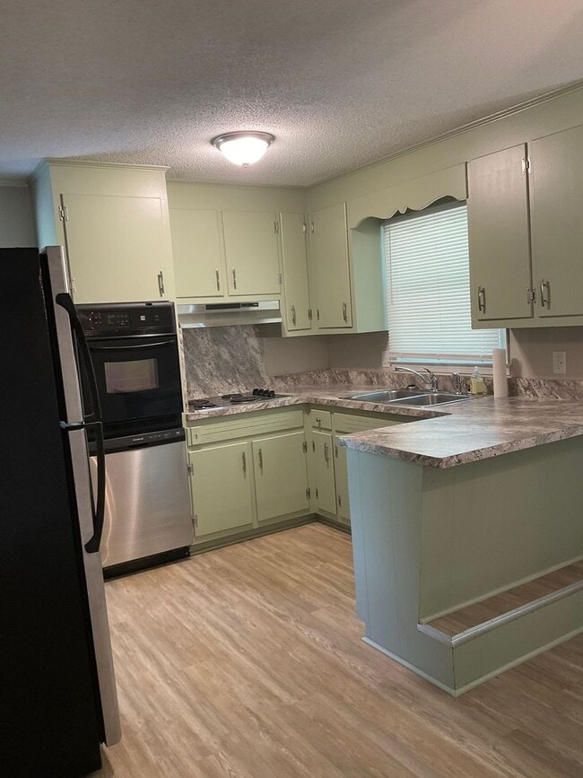 106 Gamble Ave in Bessemer City, NC - Building Photo - Building Photo