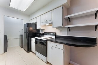 3529 Folage Dr in Las Vegas, NV - Building Photo - Building Photo