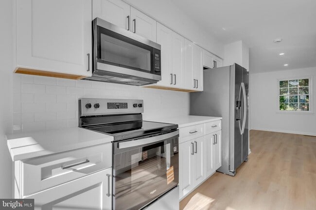 4 Summit Green Ct in Cockeysville, MD - Building Photo - Building Photo