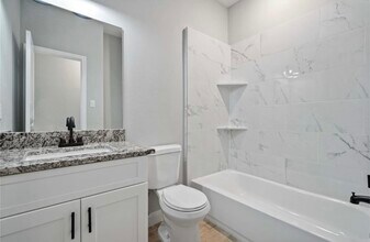 4506 Phlox St in Houston, TX - Building Photo - Building Photo