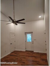 13416 Reamers Rd in Louisville, KY - Foto de edificio - Building Photo