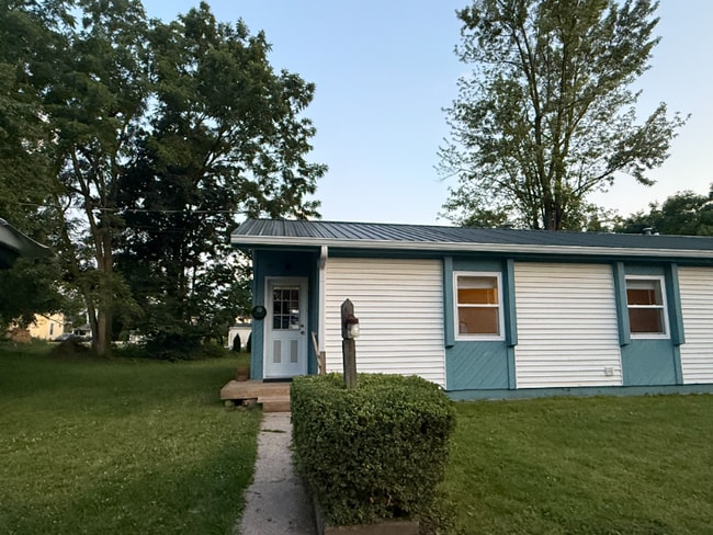 property at 509 E 2nd St
