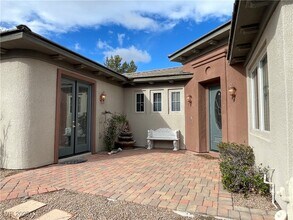10468 Garden Light Dr in Las Vegas, NV - Building Photo - Building Photo