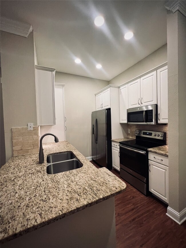 property at 5353 Memorial Dr