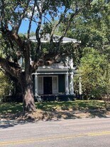 1574 Dauphin St in Mobile, AL - Building Photo