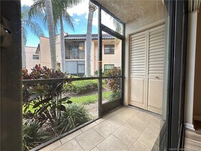 2041 NE Collins Cir in Jensen Beach, FL - Building Photo - Building Photo