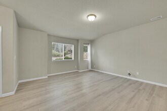 1937 Birmingham Loop in Colorado Springs, CO - Foto de edificio - Building Photo