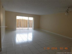 14909 SW 80th St-Unit -105 in Miami, FL - Building Photo - Building Photo