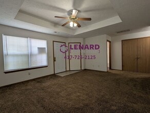 4433-4435 W La Siesta St in Springfield, MO - Building Photo - Building Photo