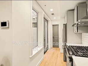 811 Upshur St NW in Washington, DC - Building Photo - Building Photo