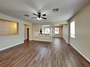 517 Vicks Landing Dr in Apopka, FL - Building Photo - Building Photo