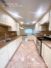 7132 Kuhl Dr in City Of Commerce, CA - Building Photo - Building Photo