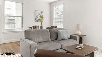 11122 Hambright Jct Dr, Unit C210 in Huntersville, NC - Building Photo