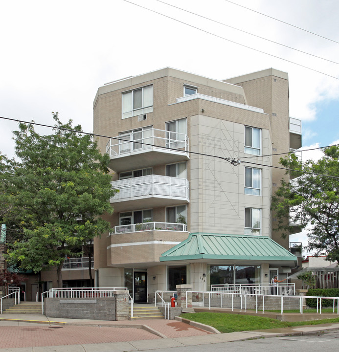 Westminster Court in Toronto, ON - Building Photo