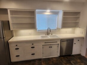 522 Avalon Dr in Vista, CA - Building Photo - Building Photo