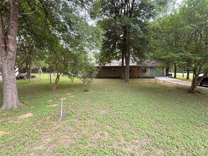 121 Lba Dr in Bastrop, TX - Building Photo - Building Photo