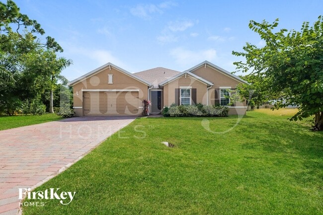 property at 1622 SW 22nd St