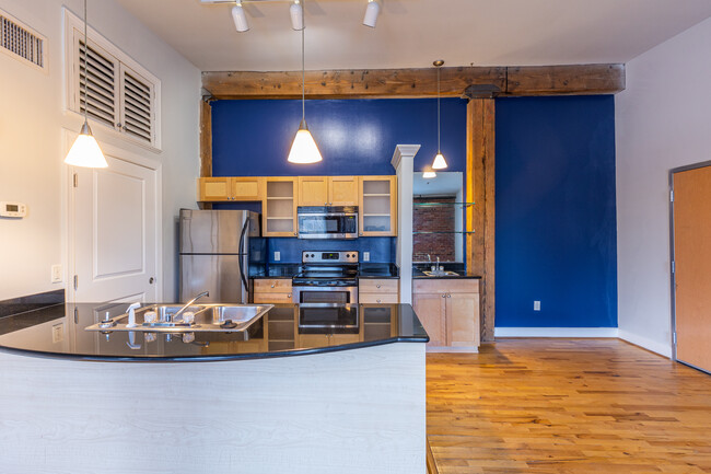 The Lofts at Dunlop in Petersburg, VA - Building Photo - Interior Photo