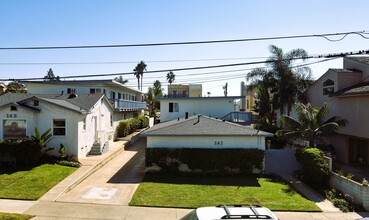 141 Cherry Ave in Carlsbad, CA - Building Photo - Building Photo