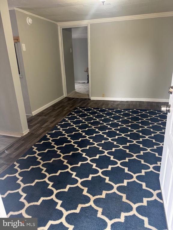 property at 607 West Lawn Ave