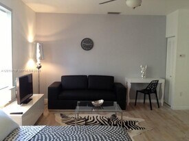 1127 Euclid Ave in Miami Beach, FL - Building Photo