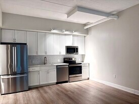 133 Salem St in Revere, MA - Building Photo