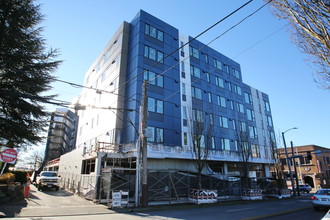 Arbora Court in Seattle, WA - Building Photo - Building Photo