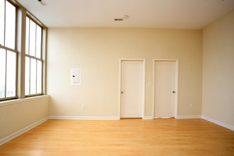 City View Lofts in Baltimore, MD - Building Photo - Interior Photo