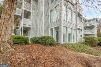 1106 Natchez Trace in Atlanta, GA - Building Photo - Building Photo