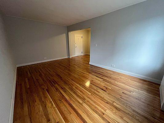 130 Van Cortlandt Ave W in Bronx, NY - Foto de edificio - Building Photo
