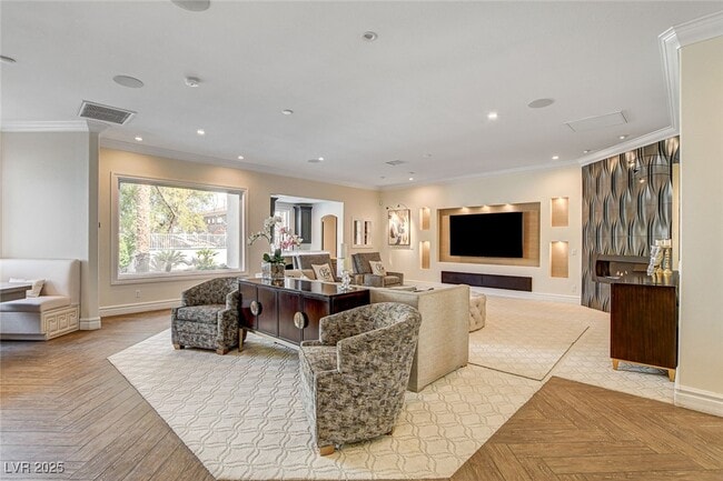 property at 2272 Coral Ridge Ave