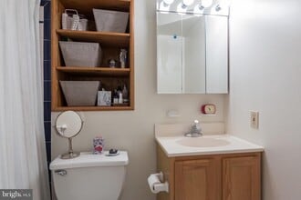 1825 Ontario Pl NW in Washington, DC - Building Photo - Building Photo