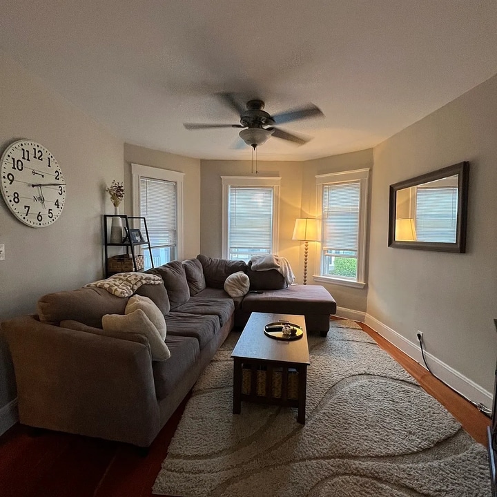 41 King St in Boston, MA - Building Photo