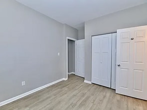 8110 Bentley Farms Dr in Indianapolis, IN - Building Photo - Building Photo
