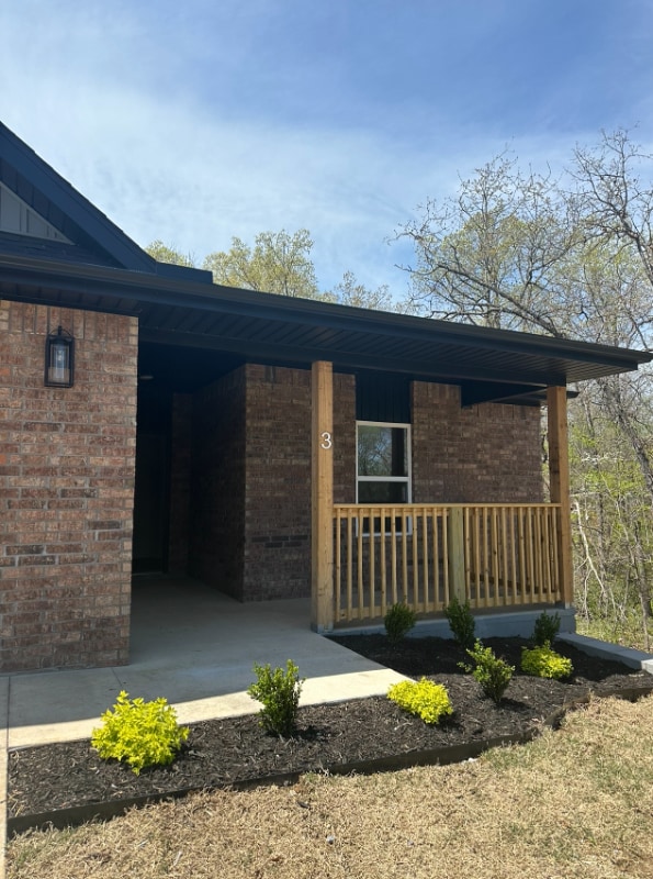 property at 3 Troon Ln