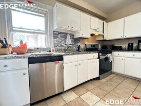 43 Pratt St in Boston, MA - Building Photo