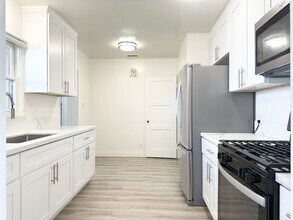 714 N Nevada St in Oceanside, CA - Building Photo - Building Photo