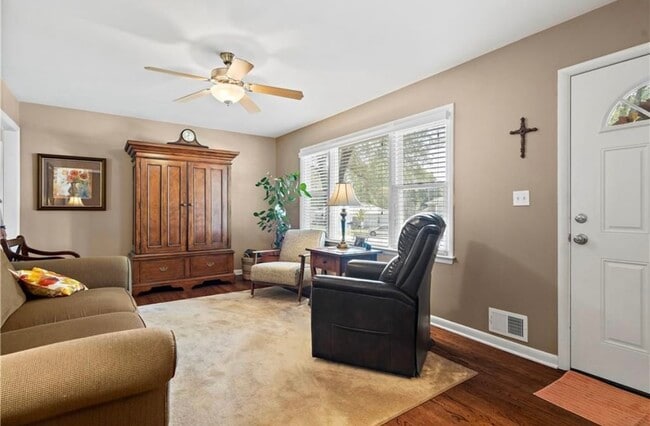 8541 Riggs St in Overland Park, KS - Building Photo - Building Photo