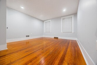 49 Essex St in Revere, MA - Building Photo - Building Photo