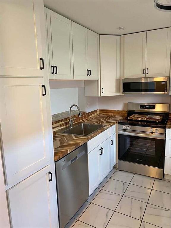 3566 N University Dr in Coral Springs, FL - Foto de edificio - Building Photo