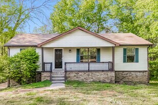 3500 Roundwood Forest Dr, Unit 1405 in Nashville, TN - Building Photo