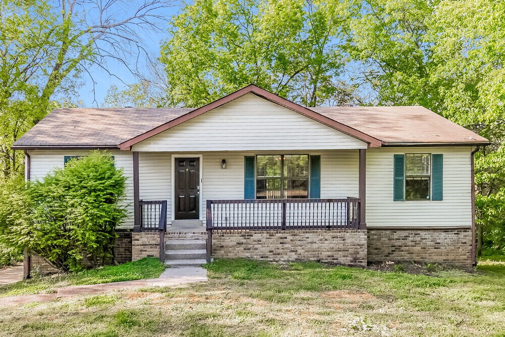 3500 Roundwood Forest Dr, Unit 1405 in Nashville, TN - Foto de edificio