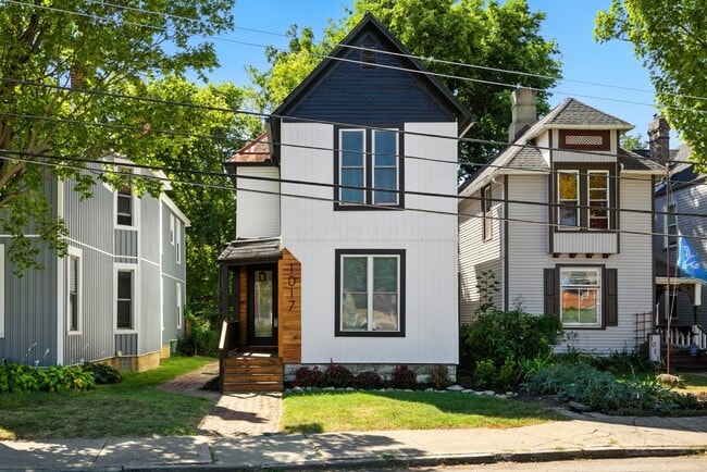 1017 Madison Ave in Columbus, OH - Building Photo - Building Photo